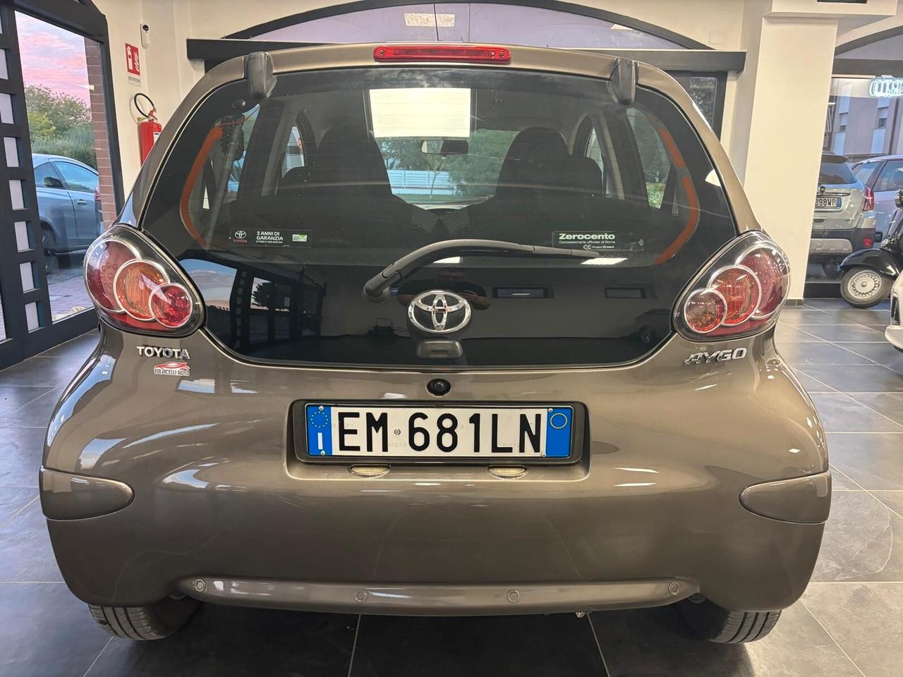 TOYOTA AYGO ANNO 2012 BZ 1.0 ADATTA NEOPATENTATI KM 90 MILA