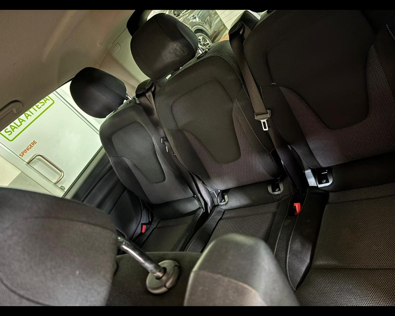 Mercedes-Benz Classe V - W447 2014 - V 220 d Executive auto E6