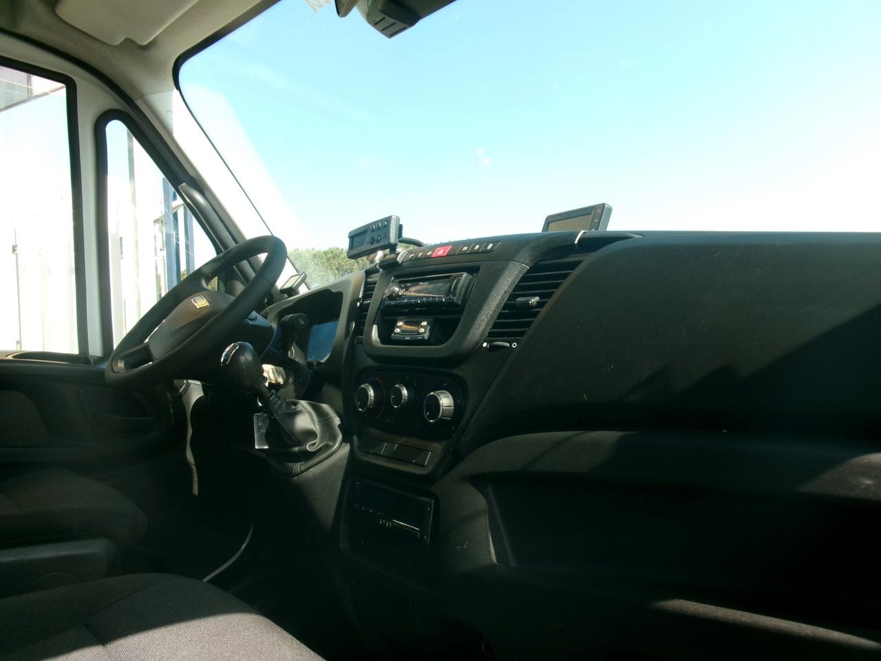 Iveco Daily 60C15 3000 150CV E6 FRIGO FRCX 06/2028 164000 KM 8 PEDANE