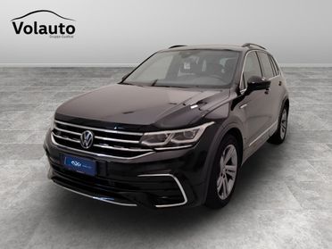 VOLKSWAGEN Tiguan II 2021 - Tiguan 1.5 tsi R-Line 150cv dsg