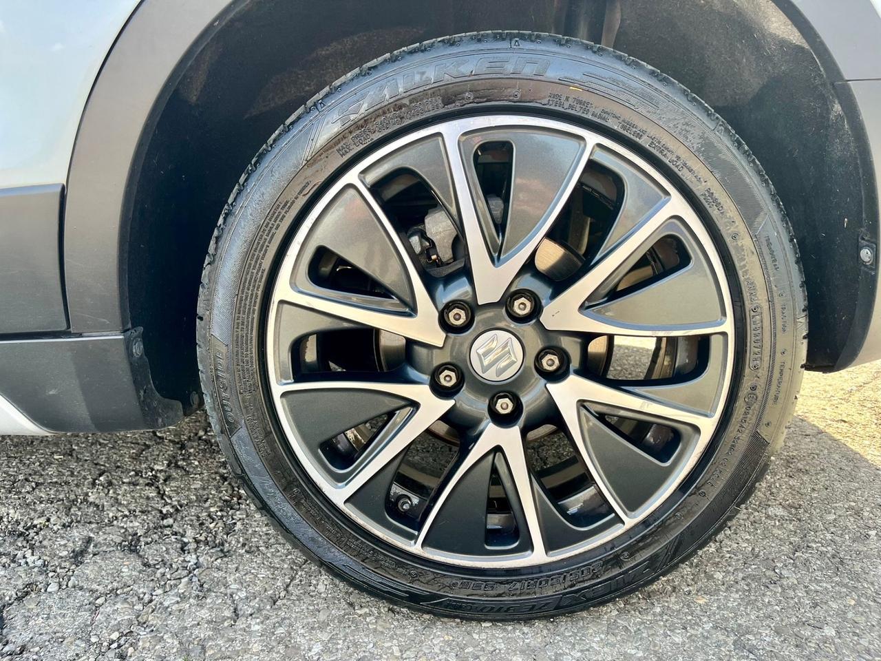 Suzuki S-Cross 1.6d 4WD 2015 145.000km perfetta