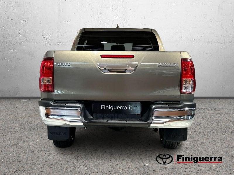 Toyota Hilux 2.8 D 4WD 4 porte Double Cab Lounge