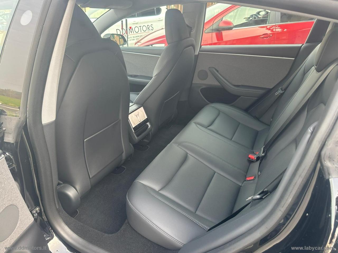 TESLA Model 3 NV35 RWD Premium 400 KM AUTONOMIA