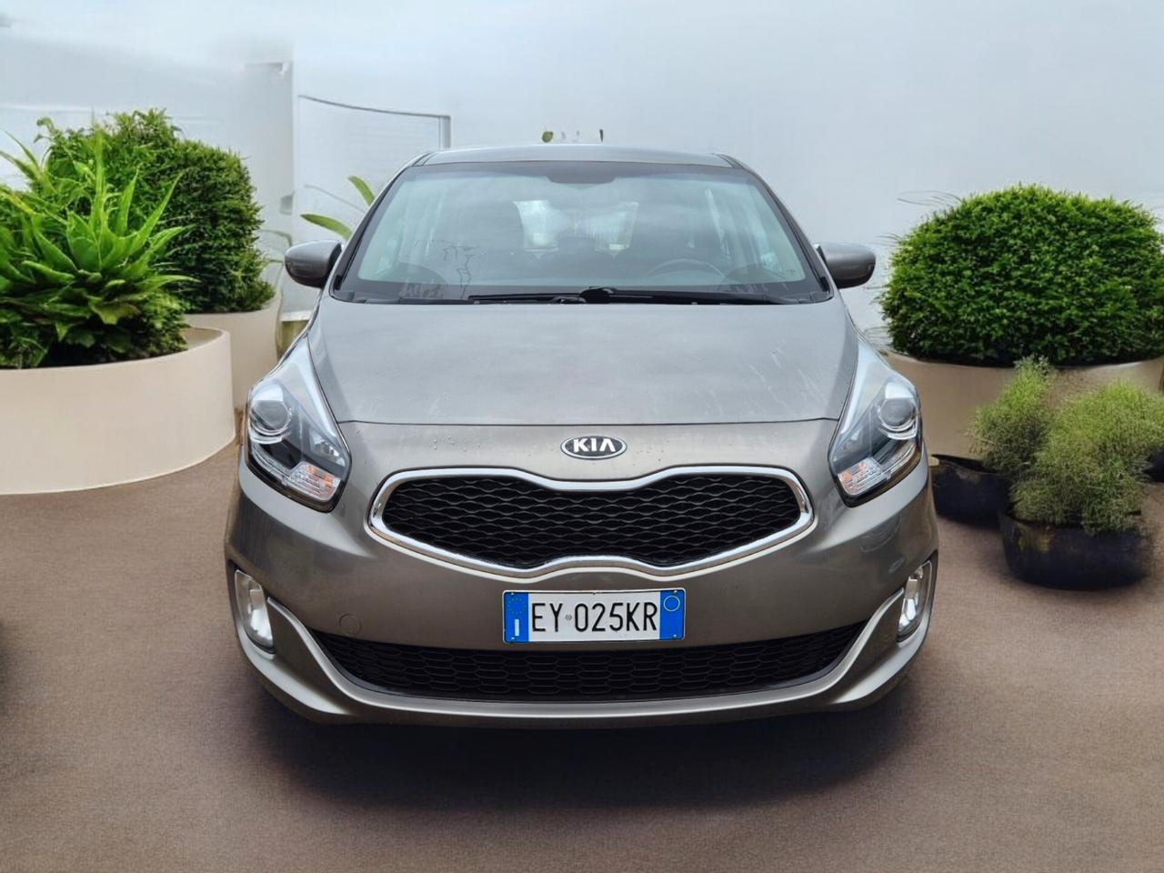 Kia Carens 1.7 CRDi 115 CV Cool PARI AL NUOVO