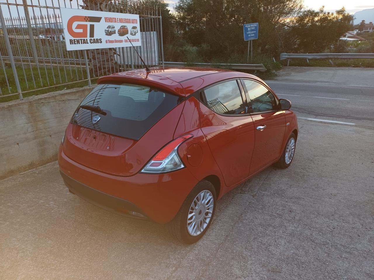 Lancia Ypsilon - 2012