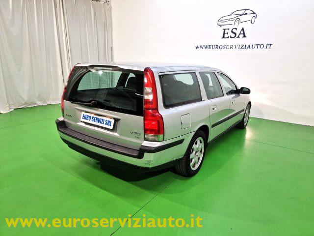 VOLVO V70 2.4 D5 20V cat