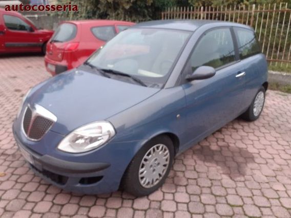 LANCIA Ypsilon 1.2