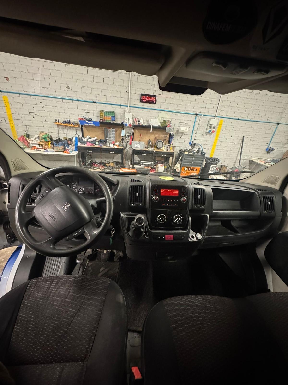 0501 FURGONE PEUGEOT BOXER 2019