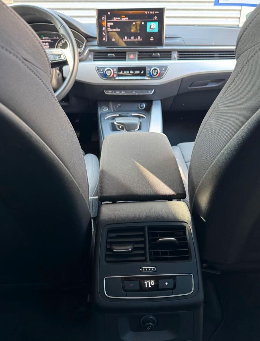 Audi A4 Avant 40 g-tron S tronic Business Advanced