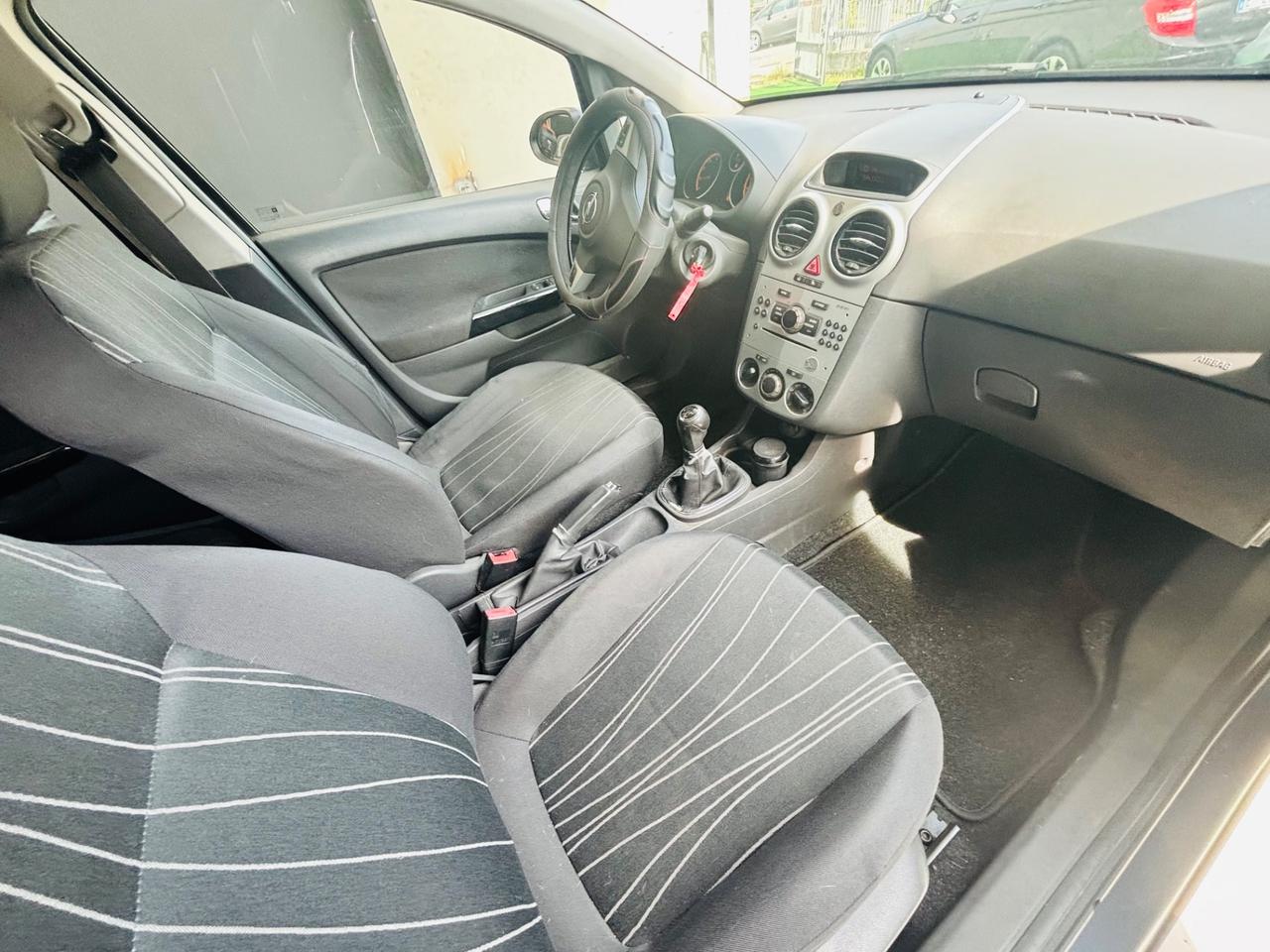 Opel Corsa 1.2 5 porte Enjoy