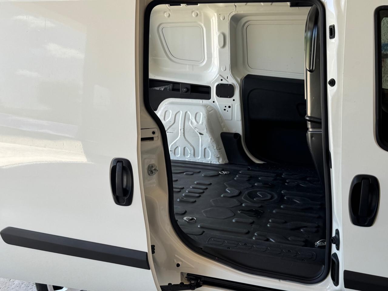 Fiat Doblo Doblò 1.6 MJT 105CV S&S PC-TN Cargo Lounge