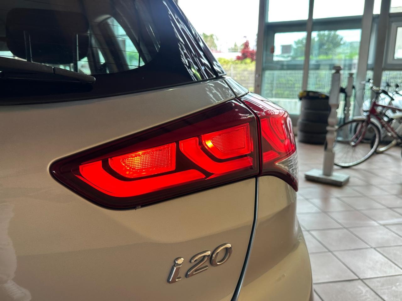 Hyundai i20 1.2 84 CV 5 porte Style GPL