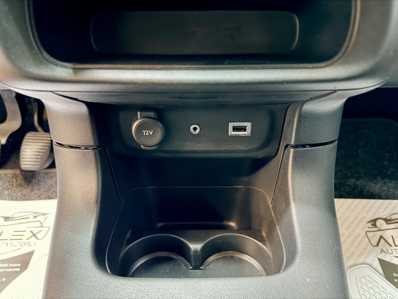 Citroen C3 1.2Benzina 82cv Neopatentati E6