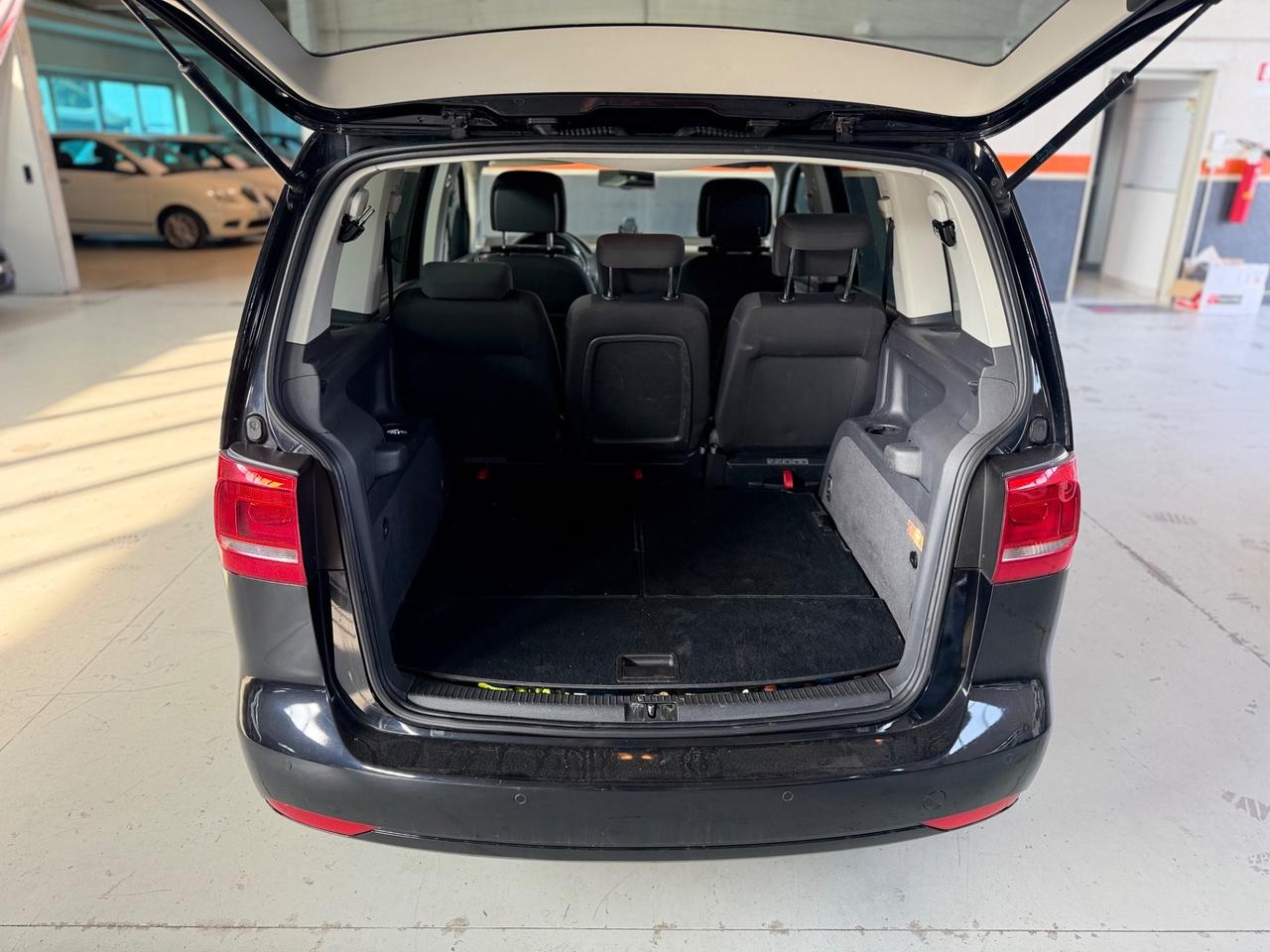 Volkswagen Touran 1.6 TDI DSG Comfortline 7 POSTI NEOPATENTATI