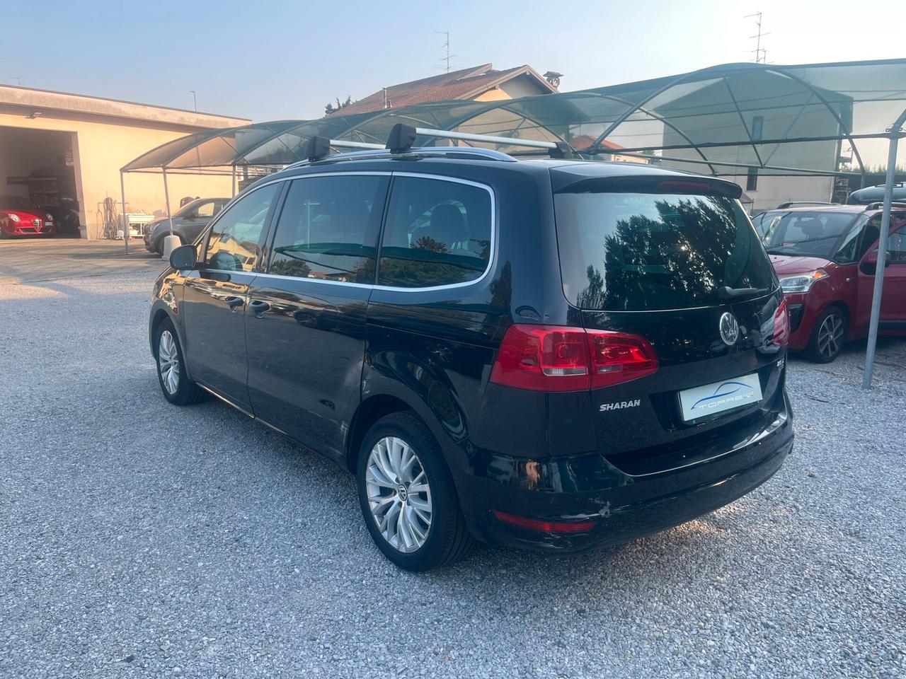 Volkswagen Sharan 2.0 TDI DSG Highline BlueMotion Technology 7 posti
