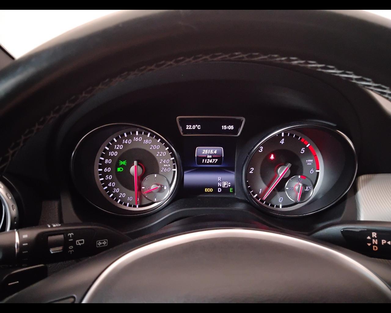Mercedes-Benz GLA-X156 2014 - GLA 220 d (cdi) Sport 4matic 170cv auto