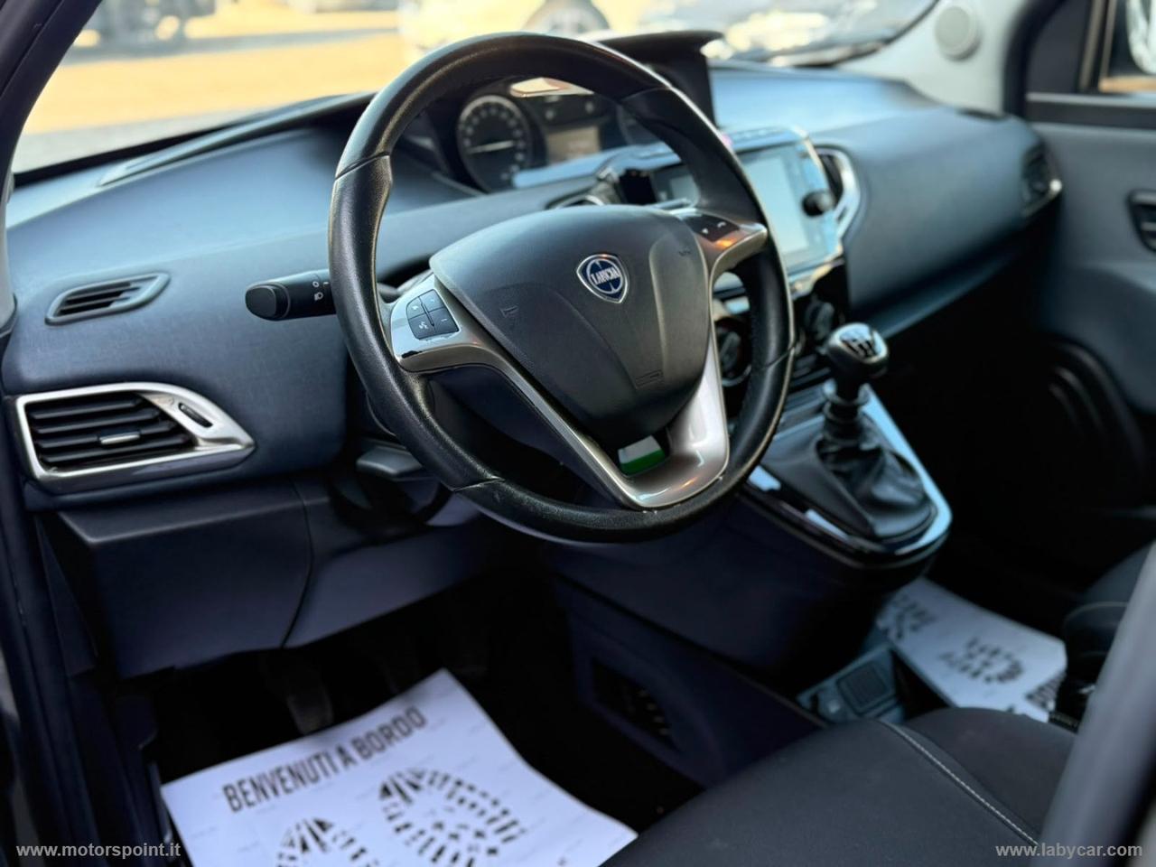 LANCIA Ypsilon 1.0 FireFly 5p.S&S Hyb. Eco Gold