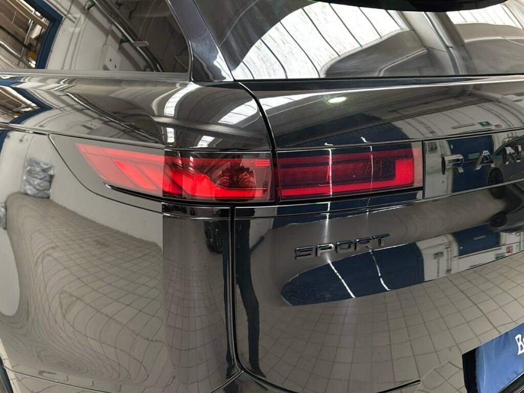 Land Rover Range Rover Sport 3.0 D I6 MHEV Dynamic HSE AWD Auto