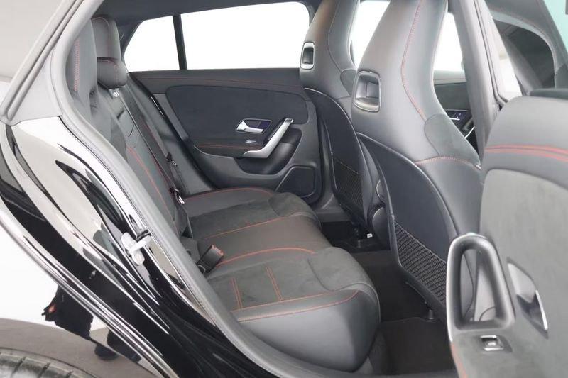 Mercedes-Benz CLA CLA 180 d Edition AMG Line NIGHT CAMERA 360 MBUX LED DISTRONIC