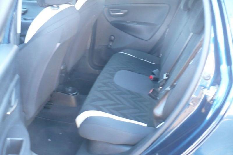 Lancia Ypsilon 1.2 69 CV 5 porte Gold