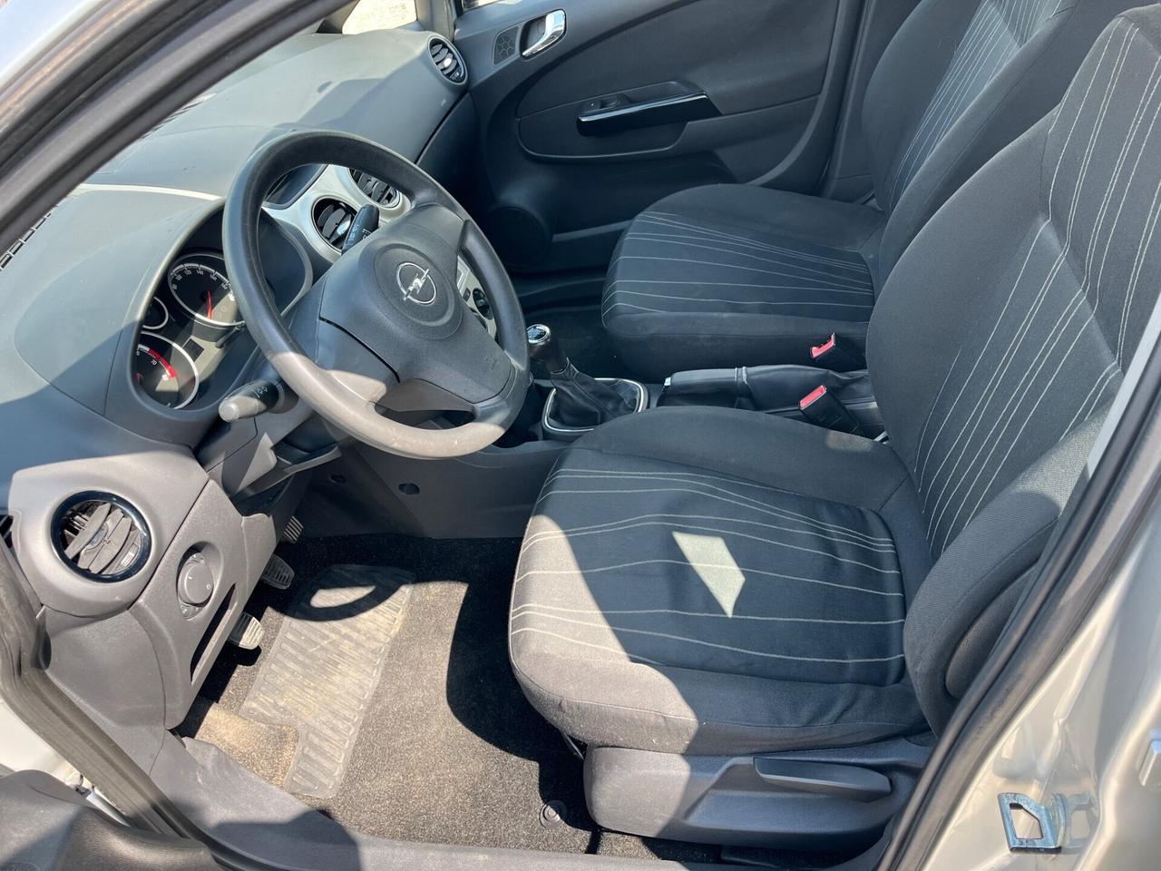 Opel Corsa 1.2 5 porte Club 62.000 km