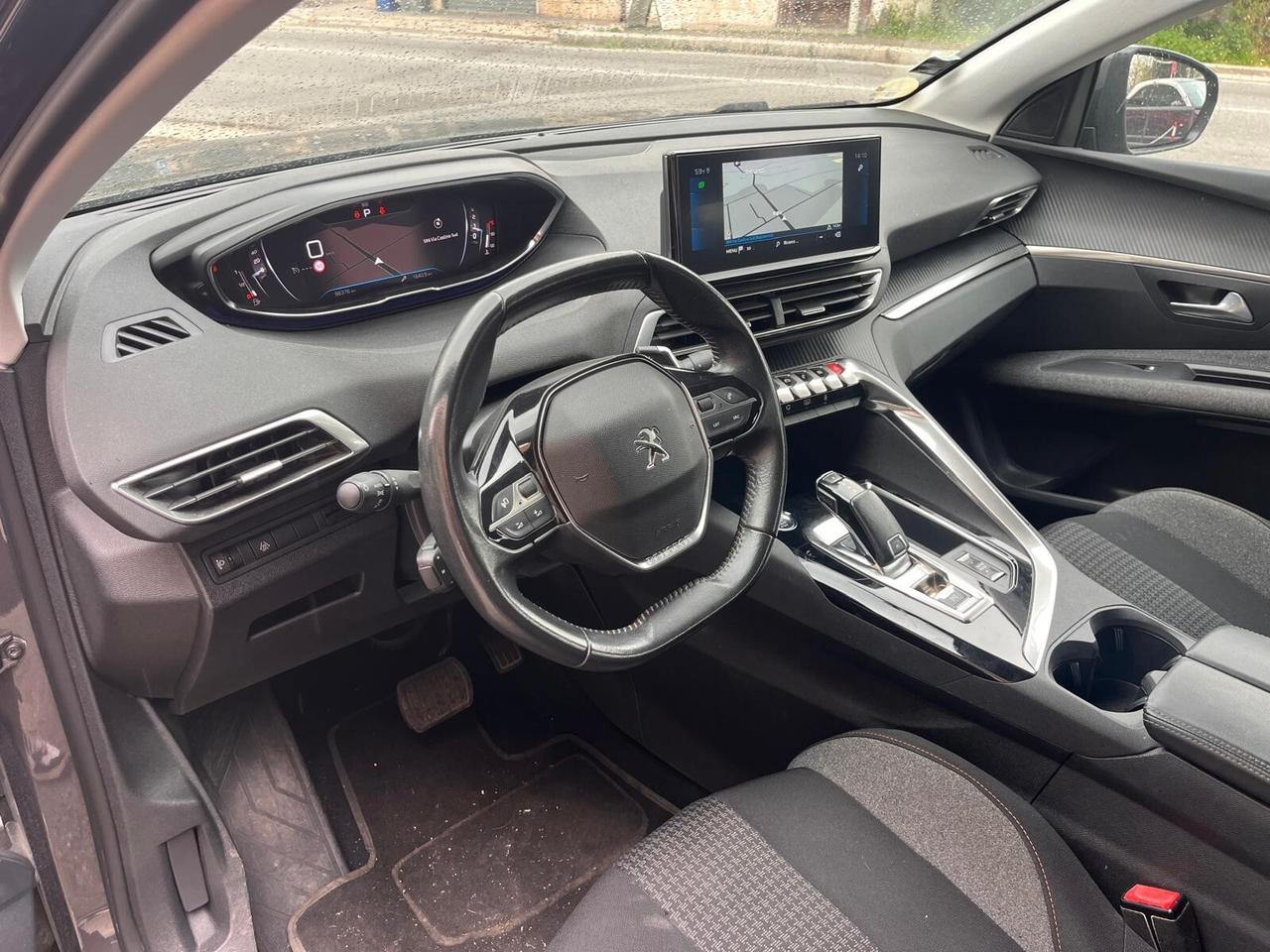 PEUGEOT 3008 BLUEHDI 130 SES EAT8 ALLURE