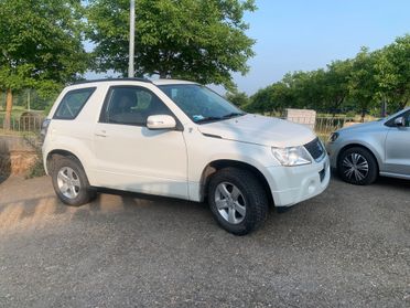 Suzuki Grand Vitara 3p 1600 cc benzina 4x4 neo patentati-bianco perlato-unico proprietario-del 2012-92000 km