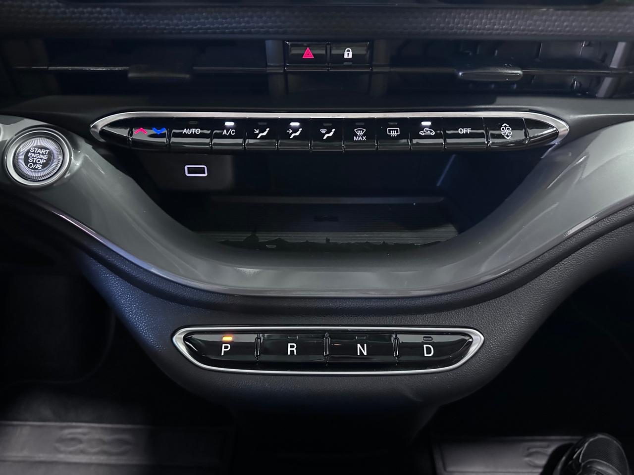 Fiat 500 500e Berlina 42 kWh La Prima by Bocelli