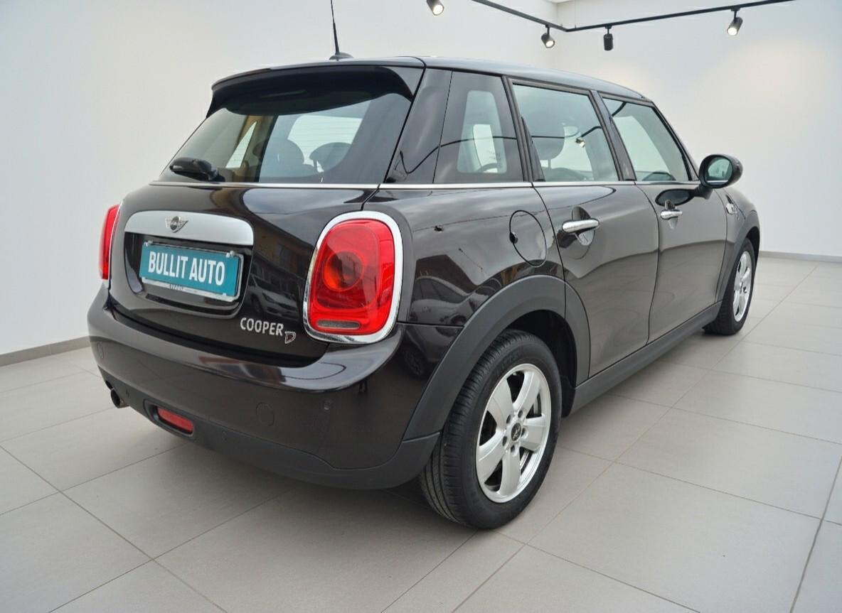 Mini 1.5 Cooper D Business XL 5 porte