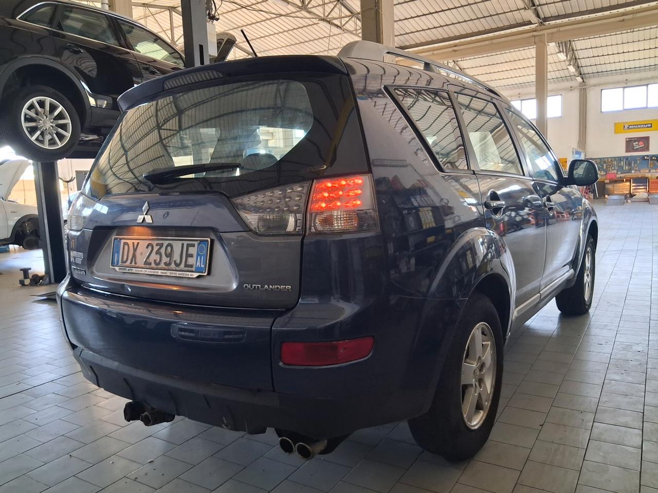 MITSUBISHI Outlander 2.000 TDI 140cv 4WD