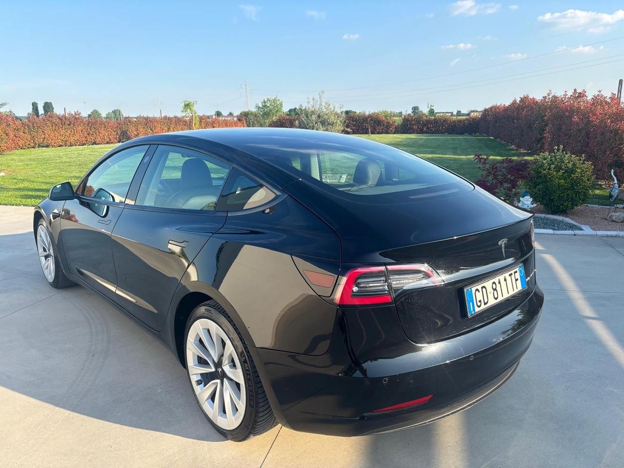Tesla Model 3 Model 3 Long Range Dual Motor AWD