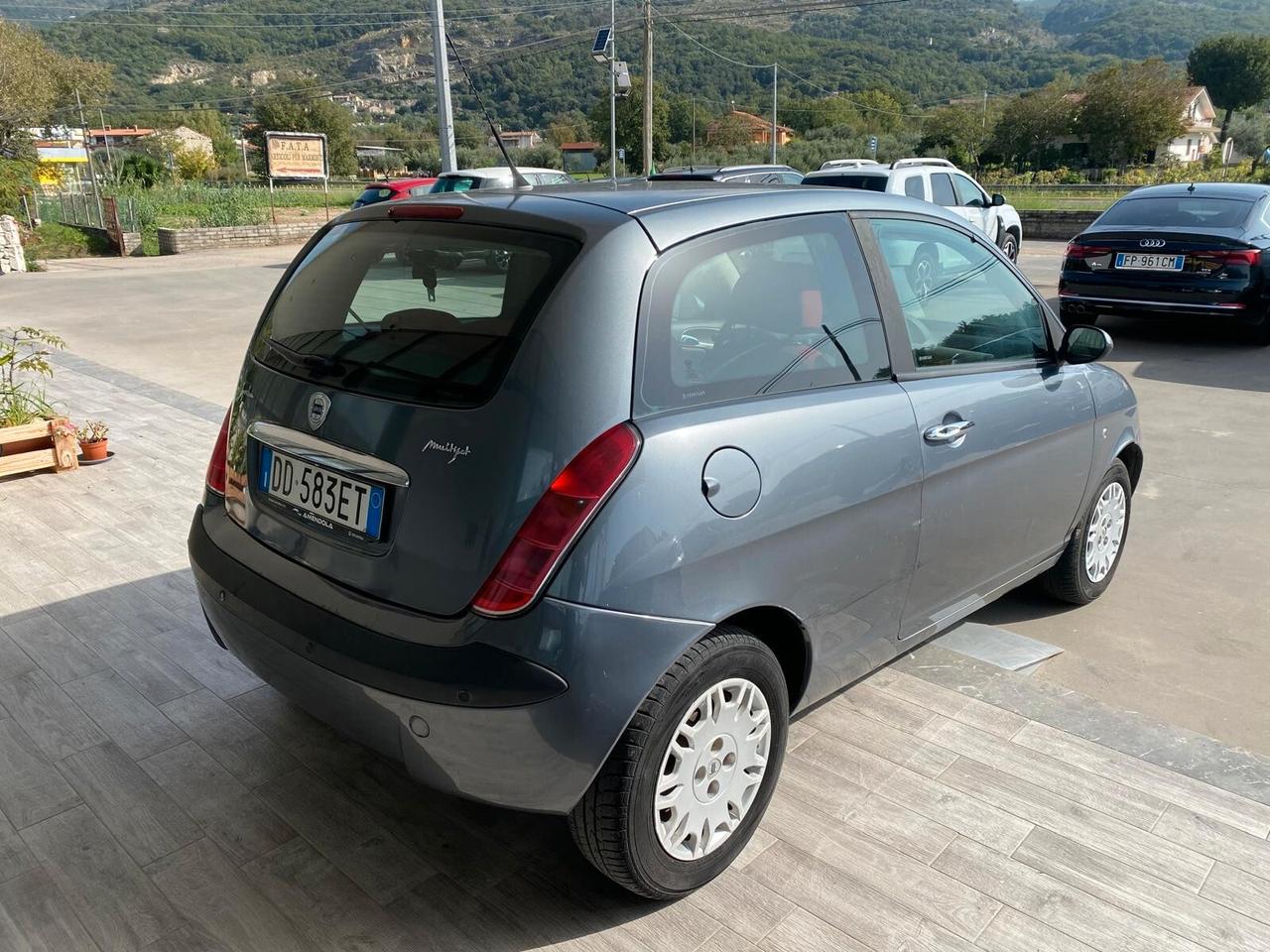 Lancia Ypsilon 1.3 Multijet 16V Argento