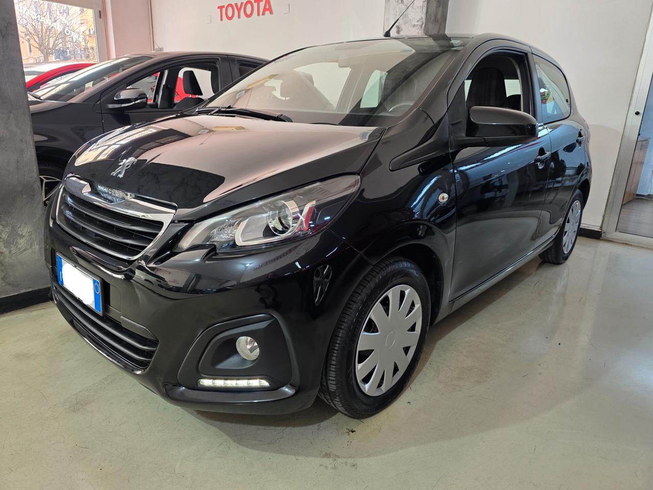 Peugeot 108 1.0 AUTOMATICA 68cv