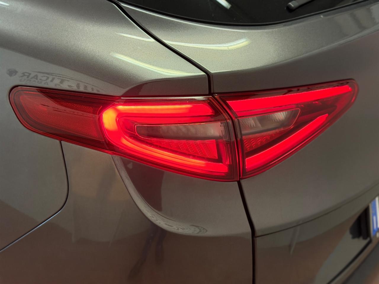Alfa Romeo Stelvio 2.2 Turbodiesel 190 CV AT8 RWD Business