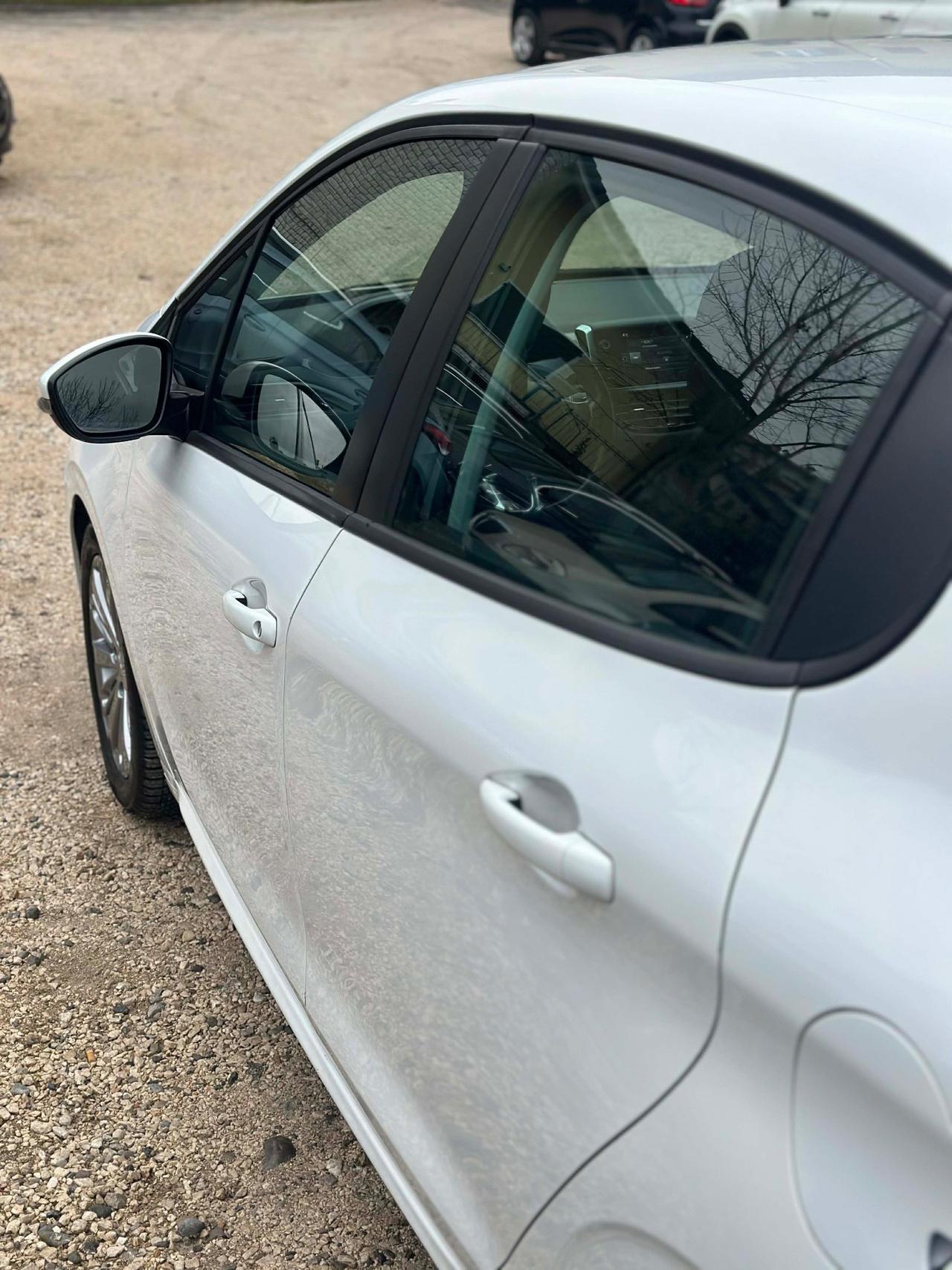 Peugeot 208 GPL 5P ALLURE NEOPAT KMCERT UNICOPR