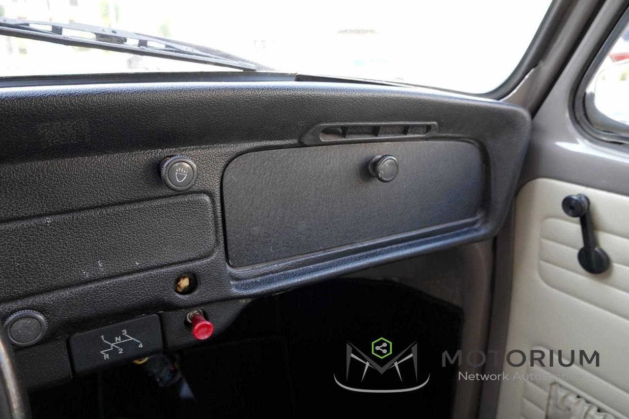 Volkswagen Maggiolino 11 D 1980 - VETRO PIATTO - RESTAURO COMPLETO