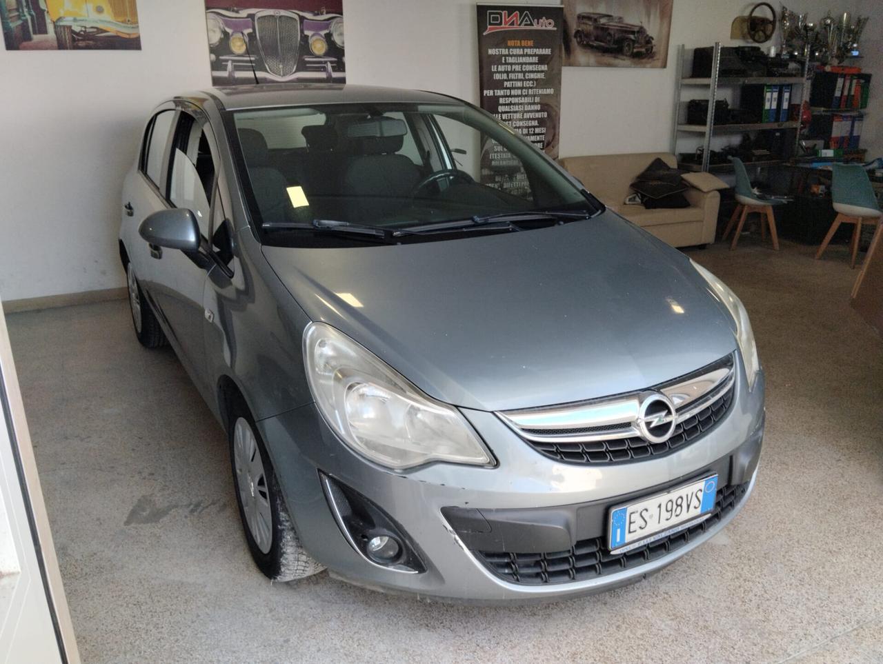 Opel Corsa 1.2 85CV 5 porte GPL-TECH Edition