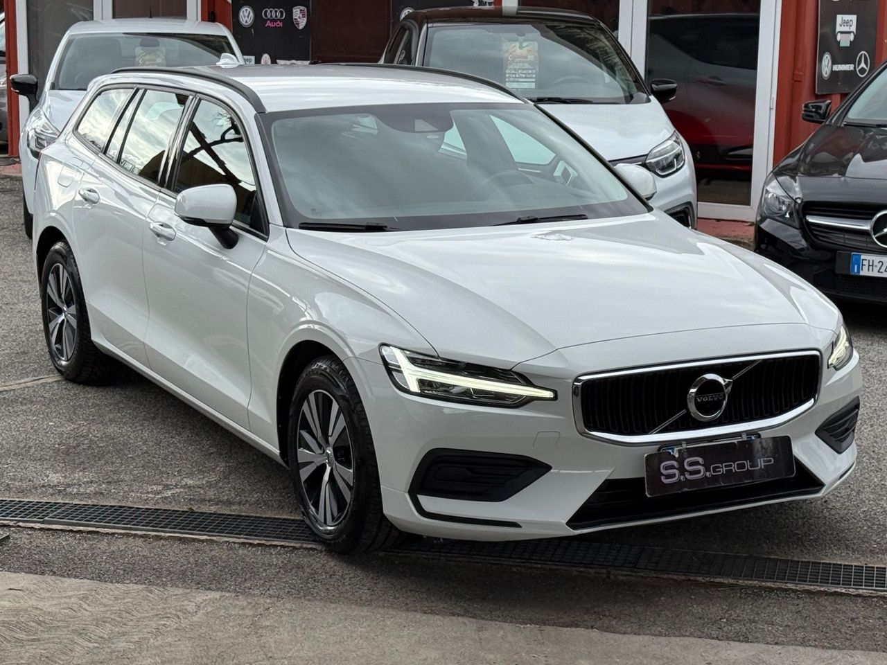 V60 D3 Geartronic Business Plus-unipro-rate-