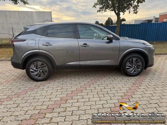 NISSAN Qashqai MHEV 140 CV Business 360° camera