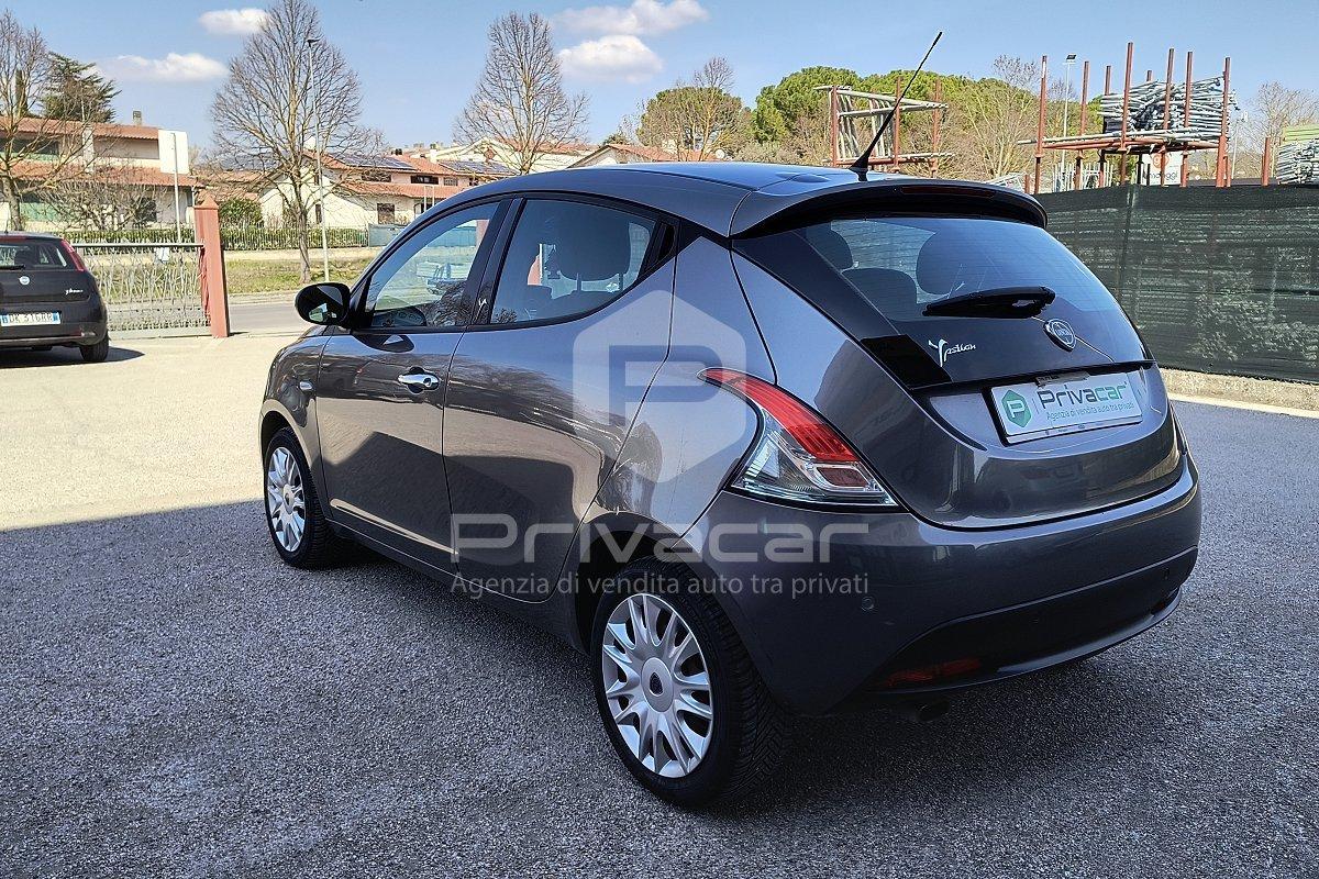LANCIA Ypsilon 1.2 69 CV 5 porte Gold