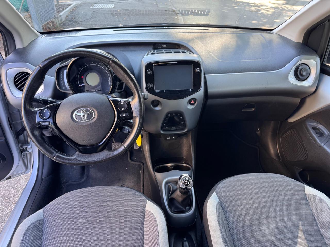 Toyota Aygo 1.0 VVT-i 72 CV 5 p x-cite garanzia 12 mesi