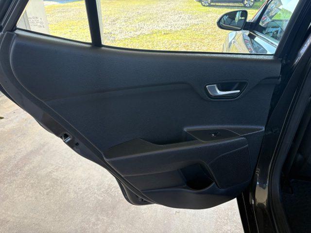 KIA Stonic 1.4 MPI GPL DELLA CASA OK NEOPATENTAI FARI FENDI