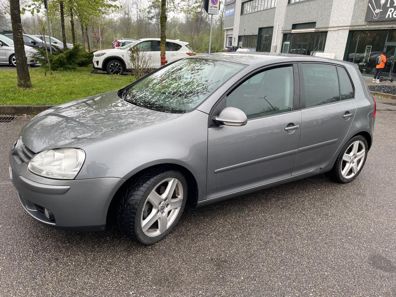 Volkswagen Golf 2.0 16V FSI 4mot. 5p.*Cerchi*4x4