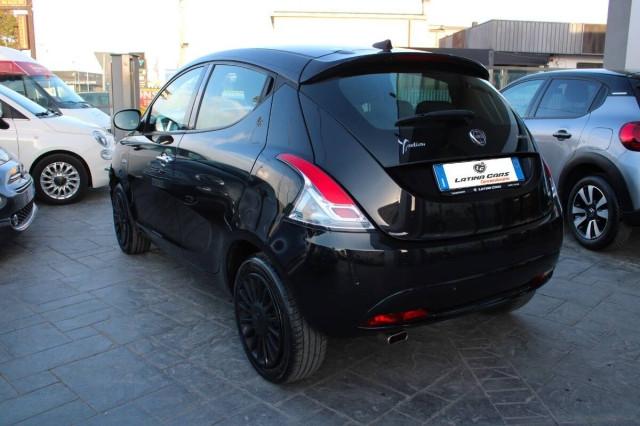 Lancia Ypsilon III 1.0 firefly hybrid Gold s&s 70cv Con CARPLAY