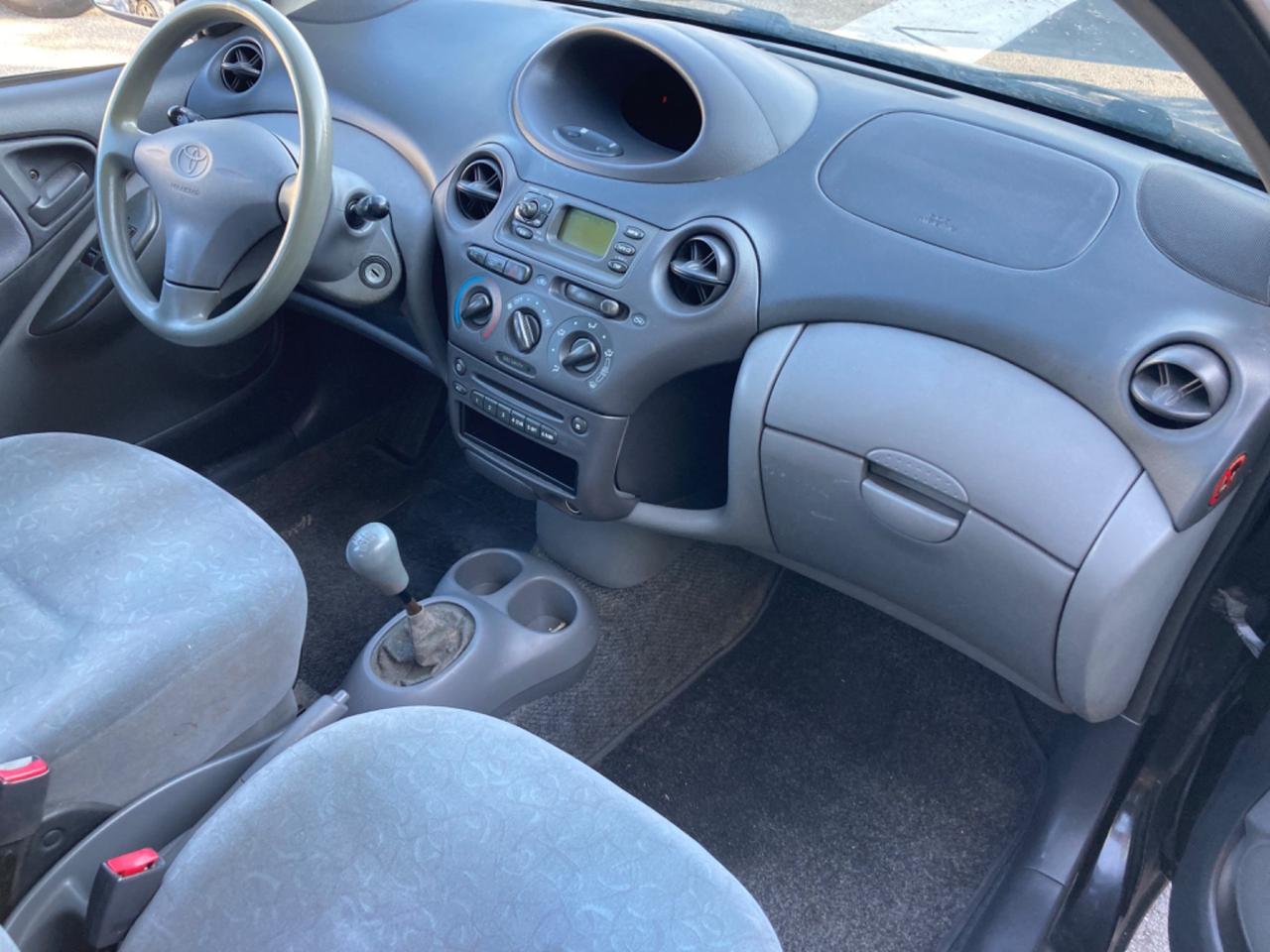 TOYOTA YARIS (5 PORTE) PROPRIETARIO UNICO