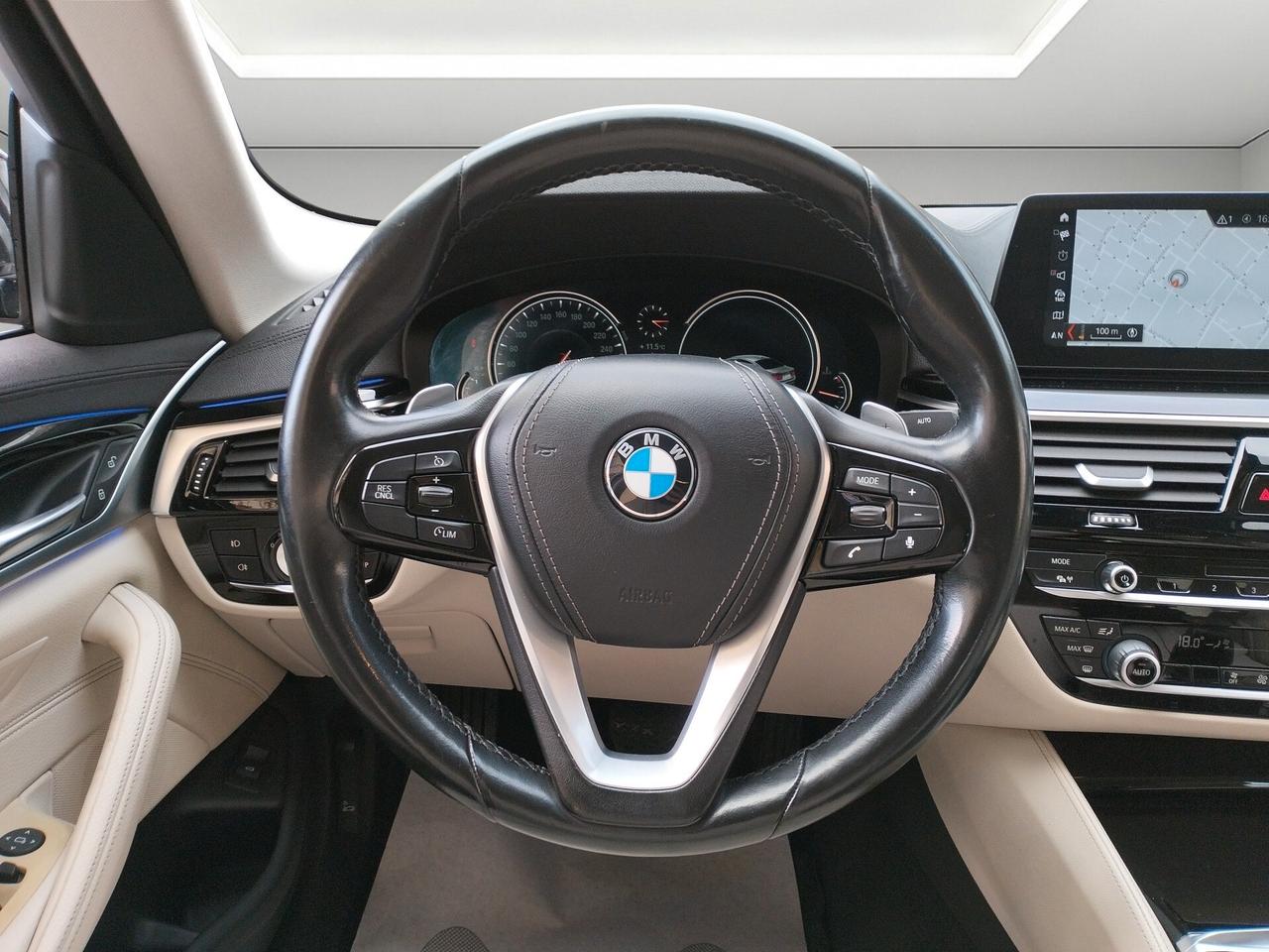 BMW 520 d Serie 5 G30 2019 Berlina xdrive Luxury auto