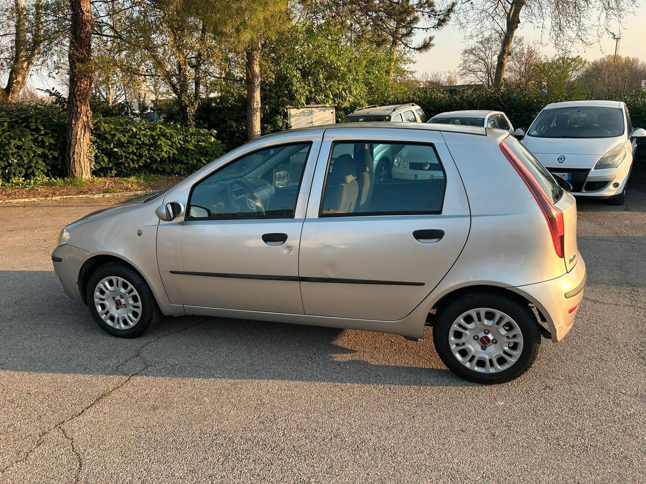 Fiat Punto 1.2 cc benzina 148.000 km unico proprietario perfetta