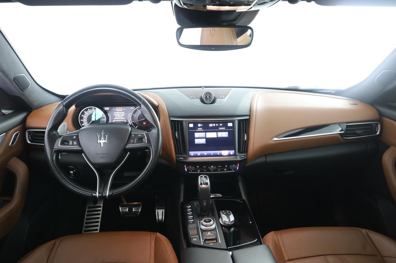 MASERATI Levante 330 CV MHEV AWD GT