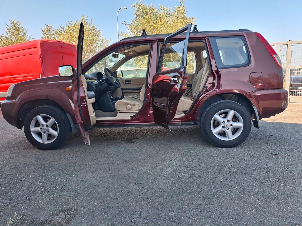 Nissan X-Trail 2.2 TD 4x4 DIESEL