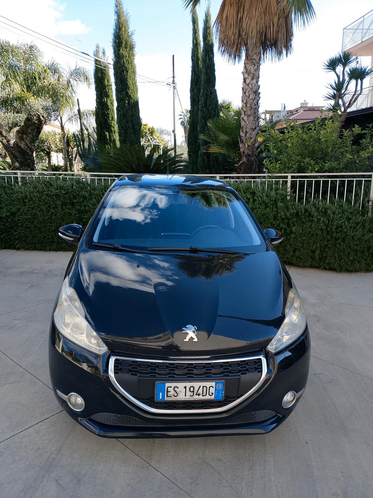 Peugeot 208 1.2 VTi 82 CV 5 porte Allure
